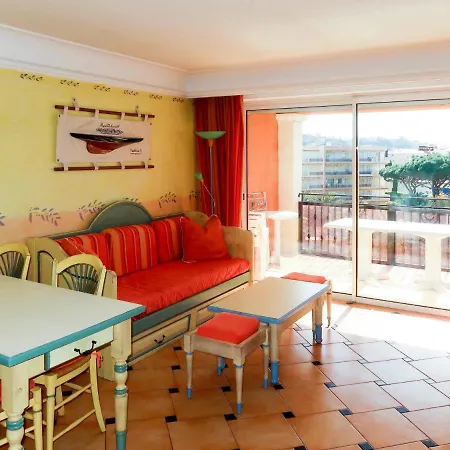 Port Marine Apartment *